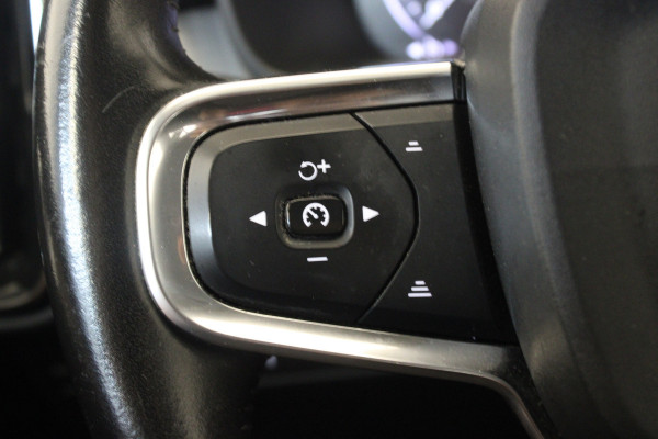 Volvo XC40 1.5 T3 Momentum Pro