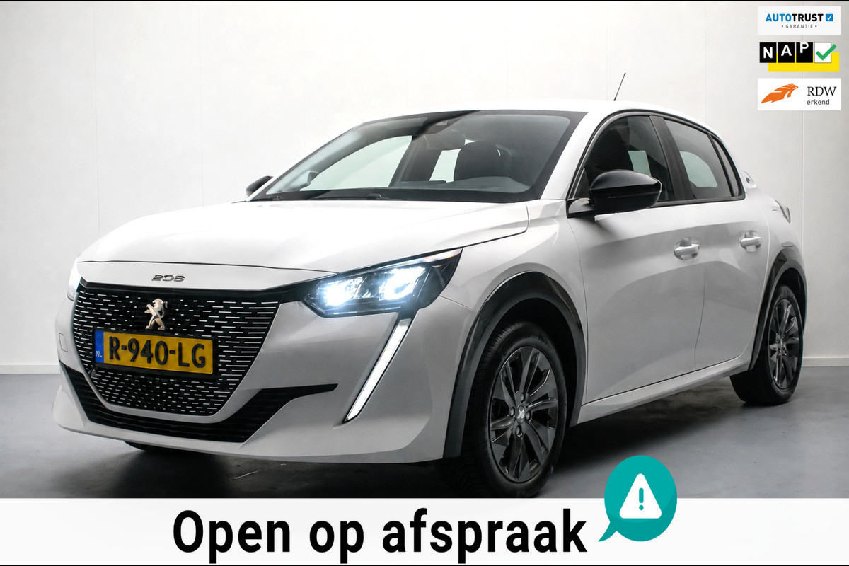 Peugeot e-208 EV Active Pack 50 kWh SOH 92% NL-auto [ 1e Eigenaar Carplay LED Parkeersensoren 16 Inch Velgen Cruise Control ]