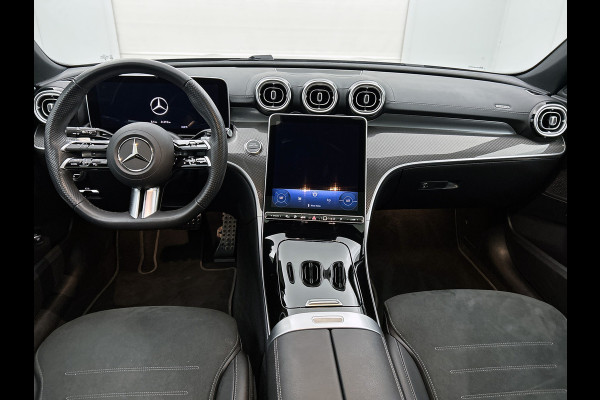 Mercedes-Benz C-Klasse Estate 300 e Business Solution AMG AMG Line | Night Pakket | Panorama Schuif-Kanteldak | Parkeerpakket met 360°-camera | Alarm Klasse 3. Inclusief 24 maanden Mercedes-Benz Certified garantie voor Europa.