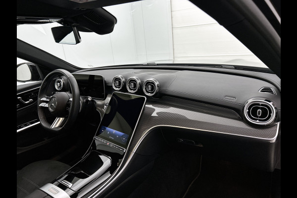 Mercedes-Benz C-Klasse Estate 300 e Business Solution AMG AMG Line | Night Pakket | Panorama Schuif-Kanteldak | Parkeerpakket met 360°-camera | Alarm Klasse 3. Inclusief 24 maanden Mercedes-Benz Certified garantie voor Europa.
