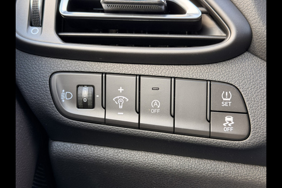 Hyundai i30 Wagon 1.0 T-GDi MHEV Comfort Smart Virtual Camera CarPlay Keyless