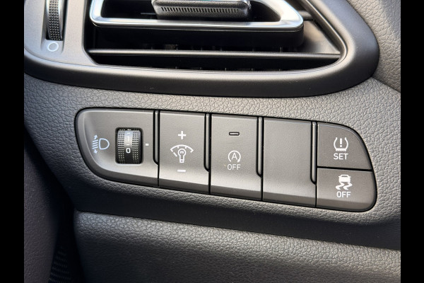 Hyundai i30 Wagon 1.0 T-GDi MHEV Comfort Smart Virtual Camera CarPlay Keyless