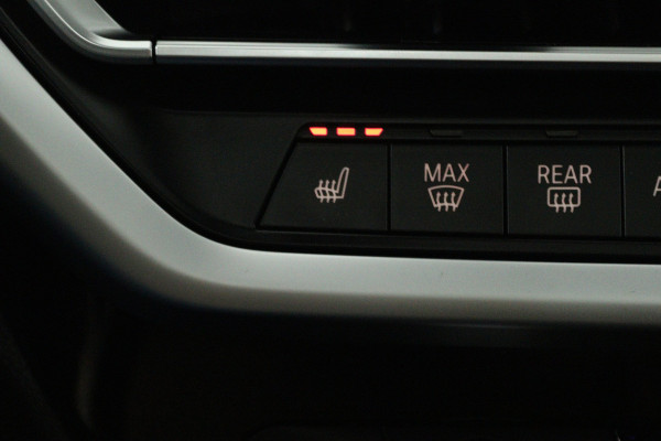 BMW iX3 High Executive 80 kWh (PANORAMADAK, CAMERA, STOEL/STUUR VERWARMING, ELEKTR STOELEN)