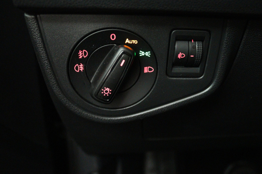 Volkswagen Polo 1.0 TSI Comfortline (CAMERA, CRUISE ADAPTIEF, CARPLAY)