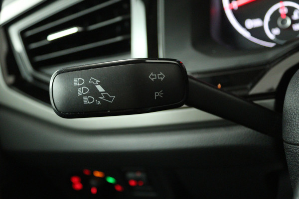 Volkswagen Polo 1.0 TSI Comfortline (CAMERA, CRUISE ADAPTIEF, CARPLAY)