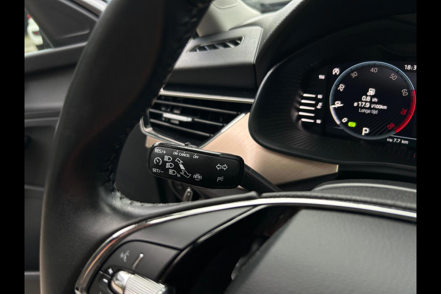 Škoda Kamiq 1.5 TSI ACT Business Edition, Camera, carplay, trekhaak afneembaar, stoelverwarming