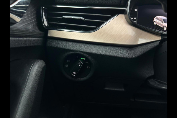 Škoda Kamiq 1.5 TSI ACT Business Edition, Camera, carplay, trekhaak afneembaar, stoelverwarming