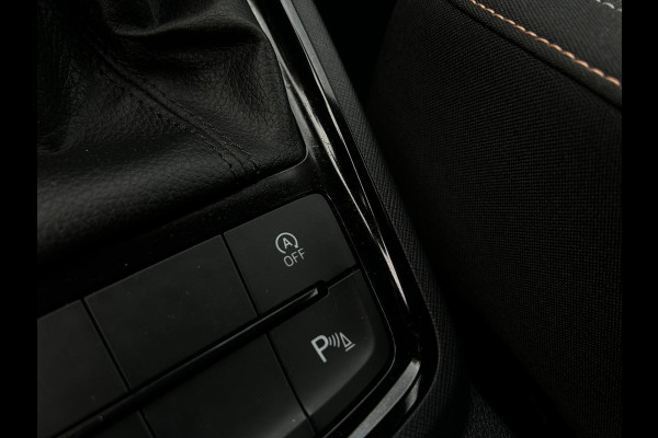 Škoda Kamiq 1.5 TSI ACT Business Edition, Camera, carplay, trekhaak afneembaar, stoelverwarming