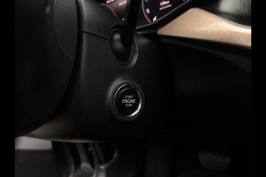 Škoda Kamiq 1.5 TSI ACT Business Edition, Camera, carplay, trekhaak afneembaar, stoelverwarming
