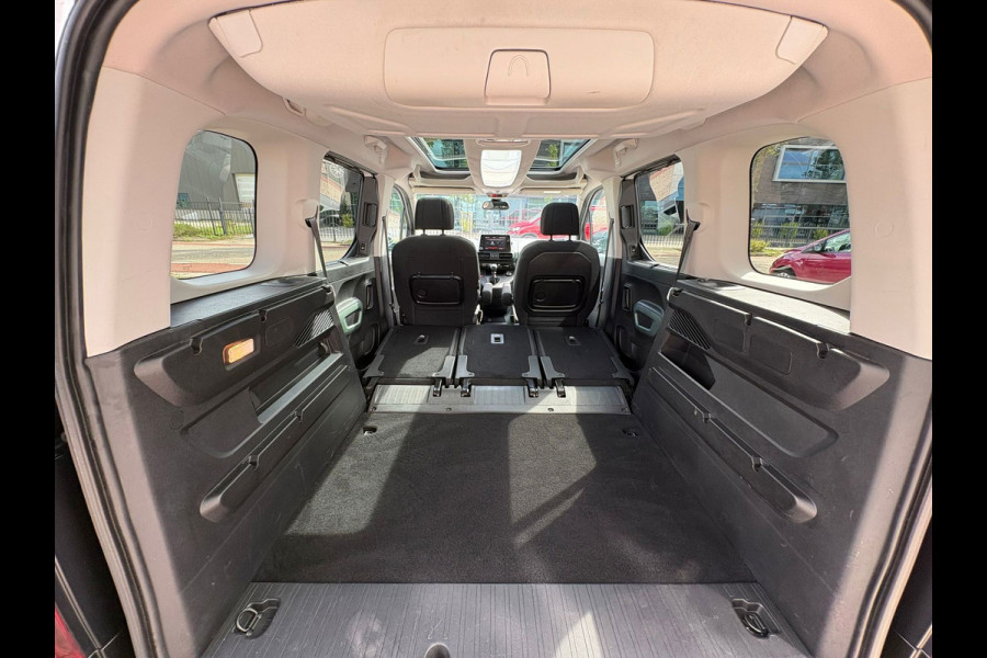 Citroën Berlingo 1.2 PureTech Shine WEINIG KM! NIEUW!
