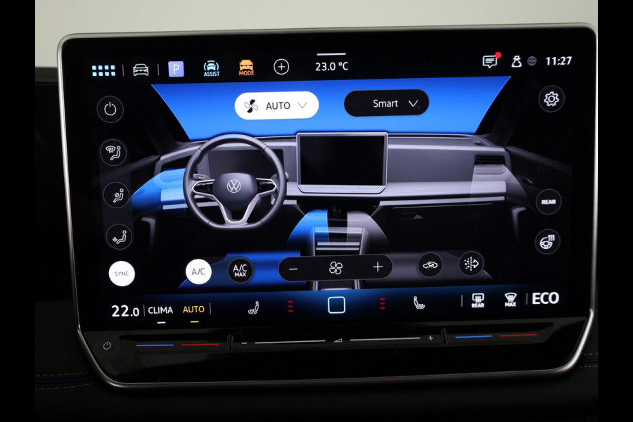 Volkswagen Tiguan 1.5 eHybrid R-Line Edition 204 pk Automaat (DSG) | Verlengde garantie | Navigatie | Panoramadak | Trekhaak (wegklapbaar) | Parkeersensoren (Park assist) | Rondomzicht camera | Black Style pakket | R-Line |