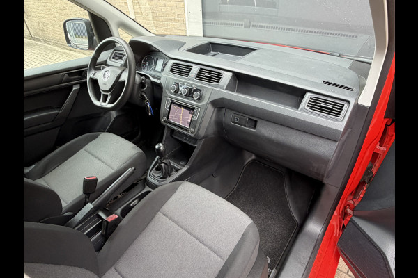 Volkswagen Caddy 2.0 TDI 102 PK Euro 6 L1H1 Trekhaak/cruise control/navigatie systeem