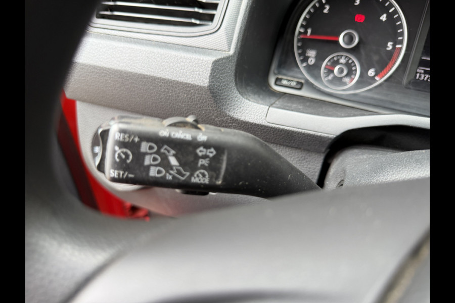 Volkswagen Caddy 2.0 TDI 102 PK Euro 6 L1H1 Trekhaak/cruise control/navigatie systeem