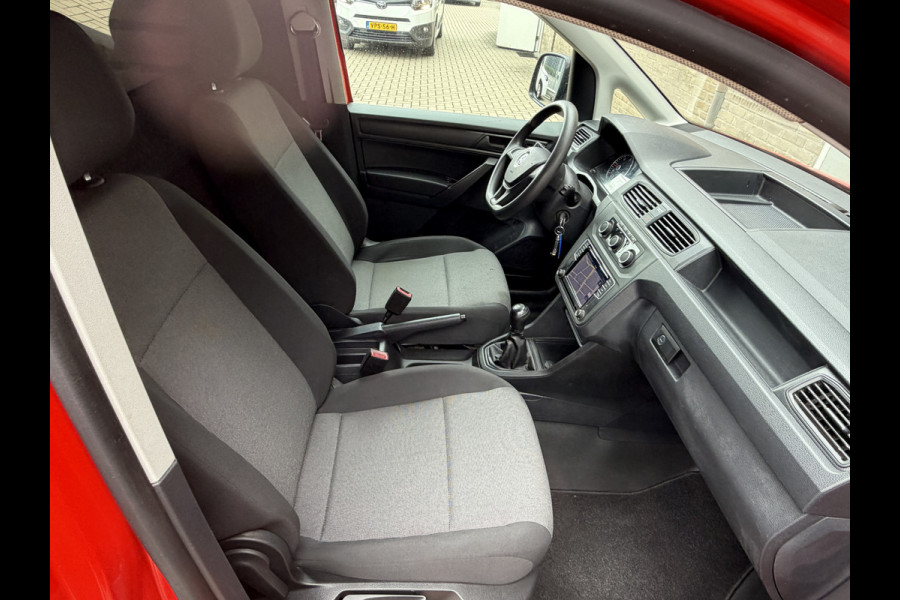 Volkswagen Caddy 2.0 TDI 102 PK Euro 6 L1H1 Trekhaak/cruise control/navigatie systeem