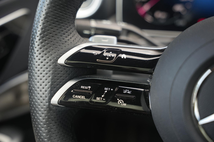 Mercedes-Benz CLE Coupé 300 e AMG Line Panoramadak Burmester Memory Ambient Keyless