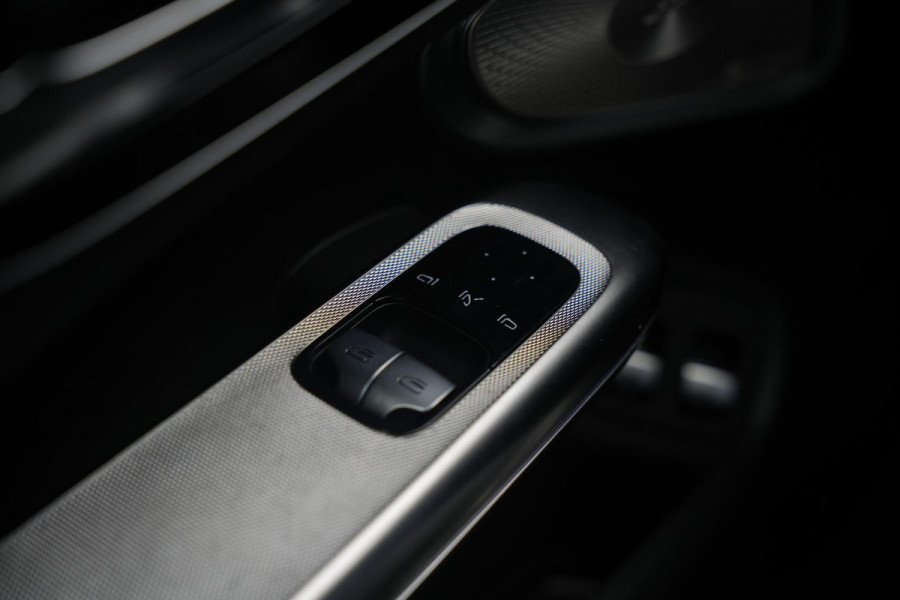 Mercedes-Benz CLE Coupé 300 e AMG Line Panoramadak Burmester Memory Ambient Keyless