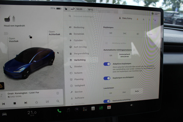 Tesla Model 3 RWD 60 kWh / Autopilot 4 / 4season banden / Panoramadak / Camera / Leder / 18'' / Navigatie / Stoelverwarming