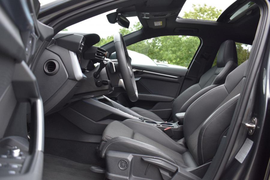 Audi A3 Sportback 35 TFSI 3X S-Line Pano Keyless Sonos Camera