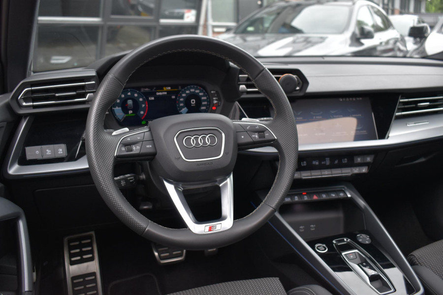 Audi A3 Sportback 35 TFSI 3X S-Line Pano Keyless Sonos Camera