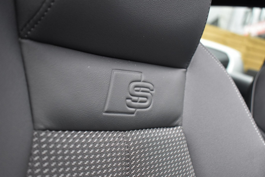 Audi A3 Sportback 35 TFSI 3X S-Line Pano Keyless Sonos Camera