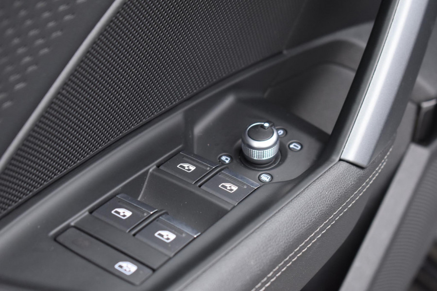 Audi A3 Sportback 35 TFSI 3X S-Line Pano Keyless Sonos Camera
