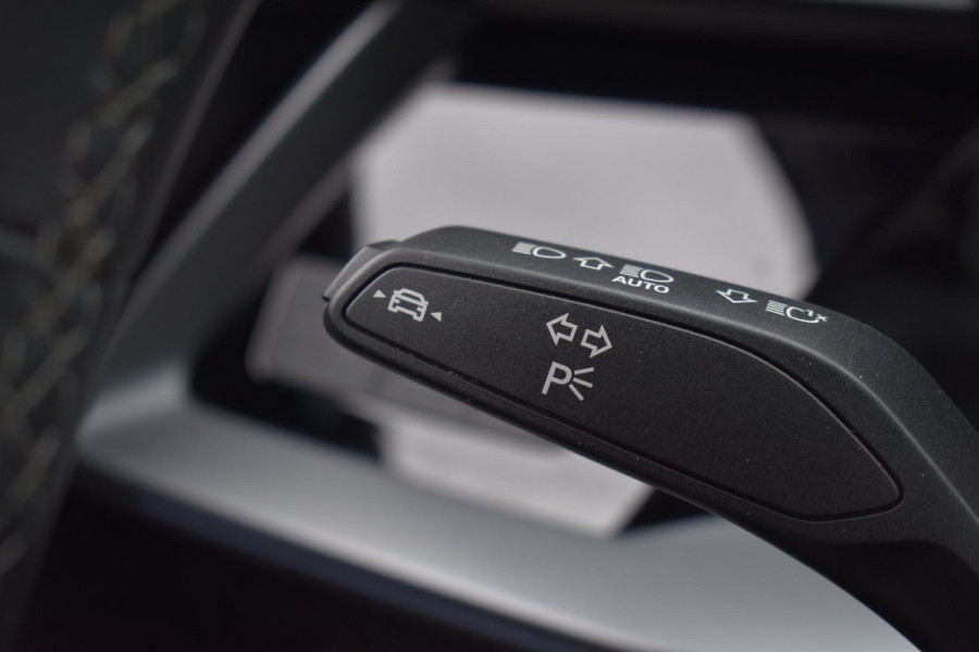 Audi A3 Sportback 35 TFSI 3X S-Line Pano Keyless Sonos Camera