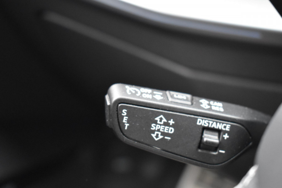 Audi A3 Sportback 35 TFSI 3X S-Line Pano Keyless Sonos Camera