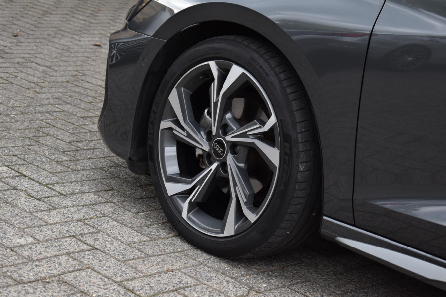 Audi A3 Sportback 35 TFSI 3X S-Line Pano Keyless Sonos Camera