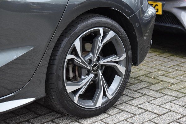 Audi A3 Sportback 35 TFSI 3X S-Line Pano Keyless Sonos Camera