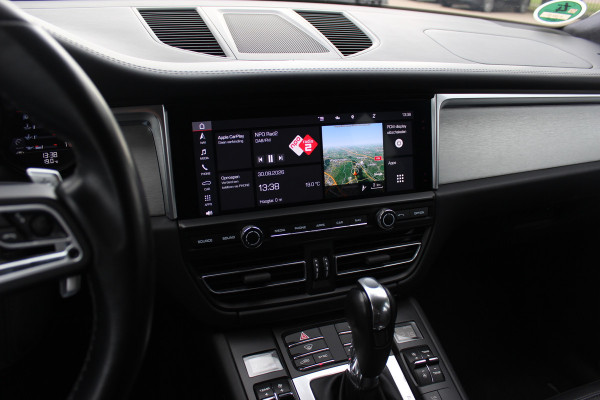 Porsche Macan 2.9 Turbo / Panoramadak / 360Camera / Standkachel / Luchtvering / Adaptieve Stoelen / Keyless / 21'' / Matrix LED / Bose / Sportdesign / Ventilatie+Verwarming / Dodehoek / DAB / ACC