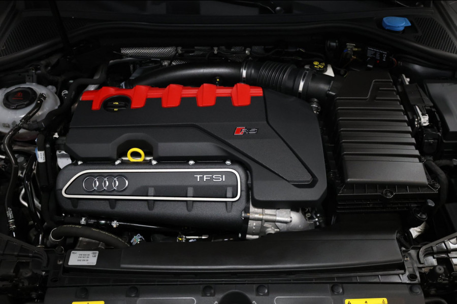 Audi RS3 Sportback 2.5 TFSI quattro 400+PK MATRIX-LED/VIRTUAL/B&O/SFEER/LEDER+S.VERWARMING/19"LMV/CAM/PDC/ACC/12 MND GARANTIE!!