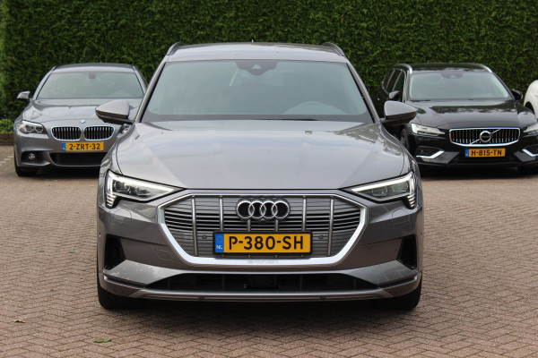 Audi e-tron e-tron 55 quattro advanced Pro Line Plus 95 kWh / SoH 95,6 % / Trekhaak / 360Camera / Luchtvering / Keyless / 20'' / CarPlay / Stoelverwarming / Dodehoek / DAB / ACC