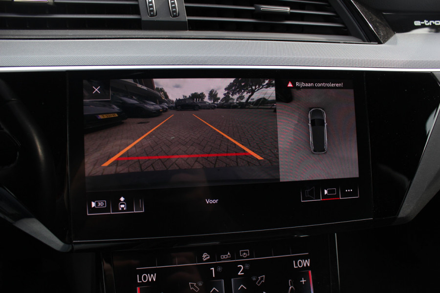 Audi e-tron e-tron 55 quattro advanced Pro Line Plus 95 kWh / SoH 95,6 % / Trekhaak / 360Camera / Luchtvering / Keyless / 20'' / CarPlay / Stoelverwarming / Dodehoek / DAB / ACC