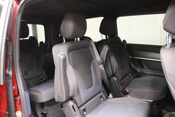 Mercedes-Benz Eqv 300 L2 LANG 6 persoonsuitvoering Mercedes-Benz EQV 300 L2 6-persoonuitvoering