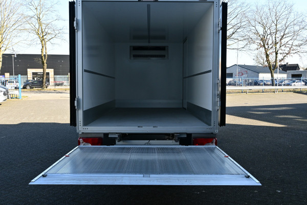 Mercedes-Benz Sprinter 517 CDI L3 Koel Vries Bakwagen met laadklep Dhollandia klep, Konvekta TK3950 -20, D/N 230/380V