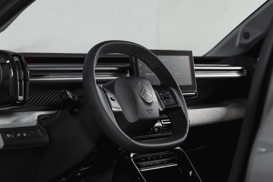Citroën C3 Aircross 1.2 Hybrid 145PK Max 7p. | Dig. Cockpit | Cruise | PDC | Camera | NAV + App. Connect | ECC | LM 17" | 8645