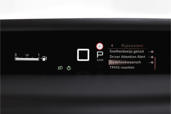Citroën C3 Aircross 1.2 Hybrid 145PK Max 7p. | Dig. Cockpit | Cruise | PDC | Camera | NAV + App. Connect | ECC | LM 17" | 8693