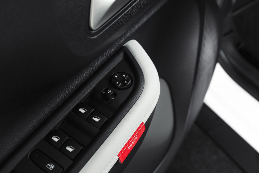Citroën C3 Aircross 1.2 Hybrid 145PK Max 7p. | Dig. Cockpit | Cruise | PDC | Camera | NAV + App. Connect | ECC | LM 17" | 8693