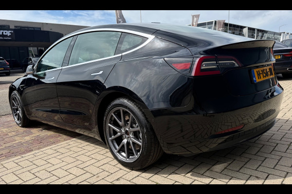 Tesla Model 3 Standard RWD Plus 60 kWh
