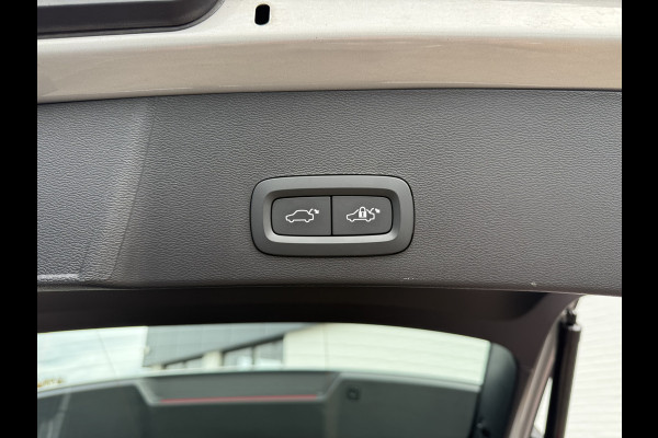 Volvo XC40 1.5 T5 Plug-in hybrid Core Bright | Navi | CarPlay | LED | DAB+ | 18 inch