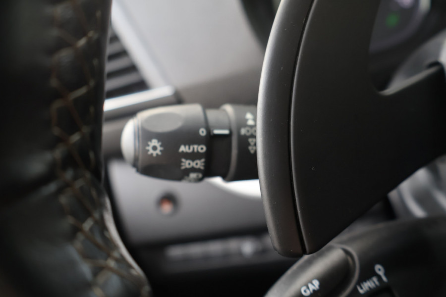 Opel Vivaro 2.0 BlueHDi 145pk L2 Automaat Airco Navigatie Camera