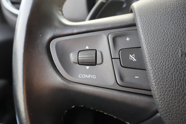 Opel Vivaro 2.0 BlueHDi 145pk L2 Automaat Airco Navigatie Camera