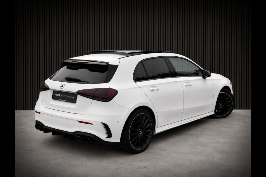 Mercedes-Benz A-Klasse 200 Business Solution AMG Upgrade | Panoramadak | Stoelverwarming | Cruise Control | Navigatie | Camera | LED High Performance | Keyless | Ambiance Verlichting | Parkeersensoren |