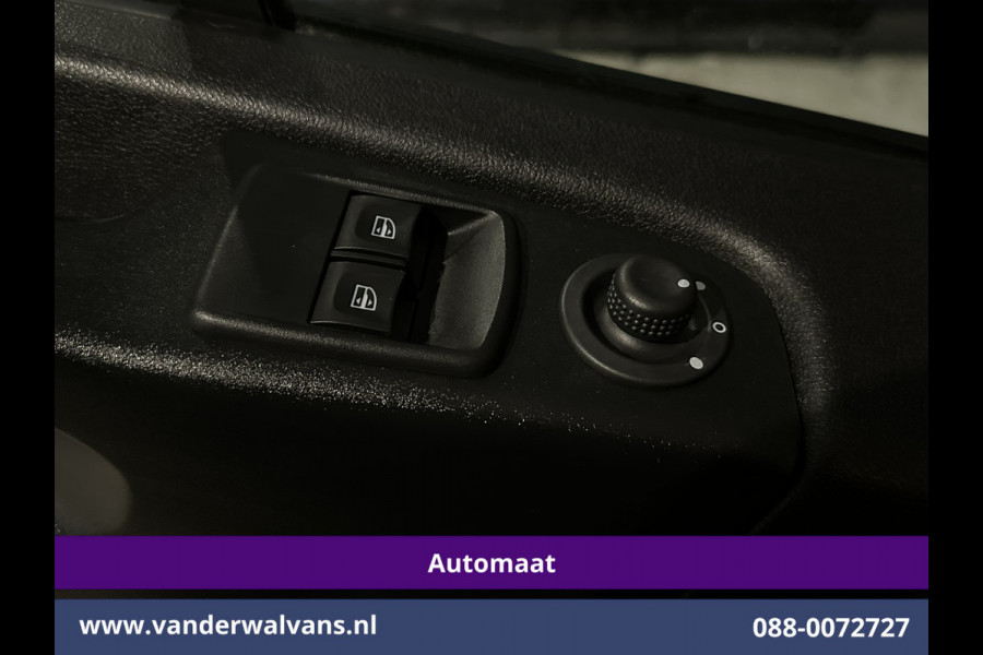 Renault Trafic 2.0 dCi 146pk Automaat L2H1 Inrichting Euro6 Airco | Camera | Navigatie | Cruisecontrol Trekhaak, Parkeersensoren, Stoelverwarming