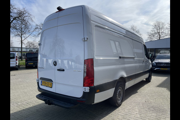 Mercedes-Benz Sprinter 317 1.9 CDI 170pk L3H2 RWD Functional / rijklaar € 32.950 ex btw / lease vanaf € 893 / trekhaak + opstap achter / 270 graden deuren / achteruit rijcamera !