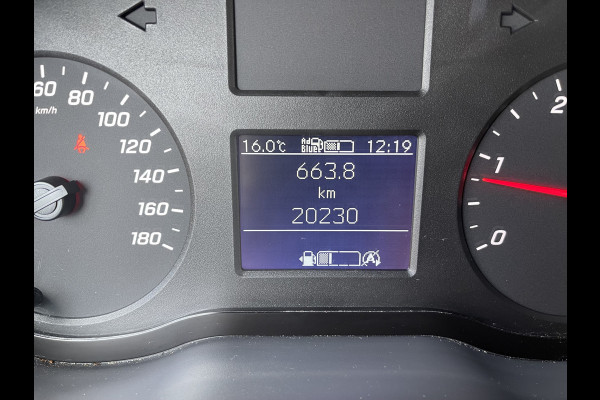 Mercedes-Benz Sprinter 317 1.9 CDI 170pk L3H2 RWD Functional / rijklaar € 32.950 ex btw / lease vanaf € 893 / trekhaak + opstap achter / 270 graden deuren / achteruit rijcamera !