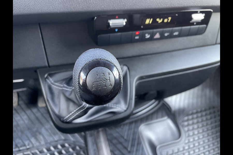 Mercedes-Benz Sprinter 317 1.9 CDI 170pk L3H2 RWD Functional / rijklaar € 32.950 ex btw / lease vanaf € 893 / trekhaak + opstap achter / 270 graden deuren / achteruit rijcamera !