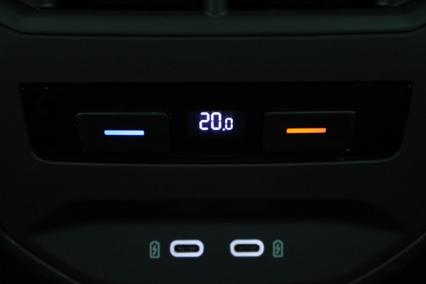 CUPRA Formentor 1.4 e-Hybrid Adrenaline SOH 97%, LED, ACC, Keyless, Navigatie, 19", PDC