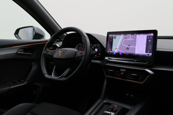 CUPRA Formentor 1.4 e-Hybrid Adrenaline SOH 97%, LED, ACC, Keyless, Navigatie, 19", PDC