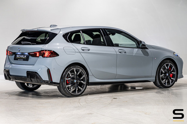 BMW 1-serie 120 M Sport Pro|HUD|Comfort|Cam|Shadow Line|BTW